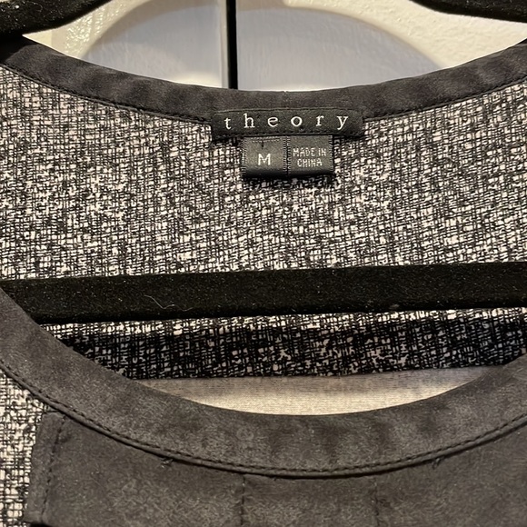 Great condition printed Theory mini dress - Picture 3 of 4